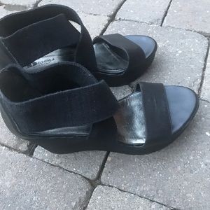 Browns sandals